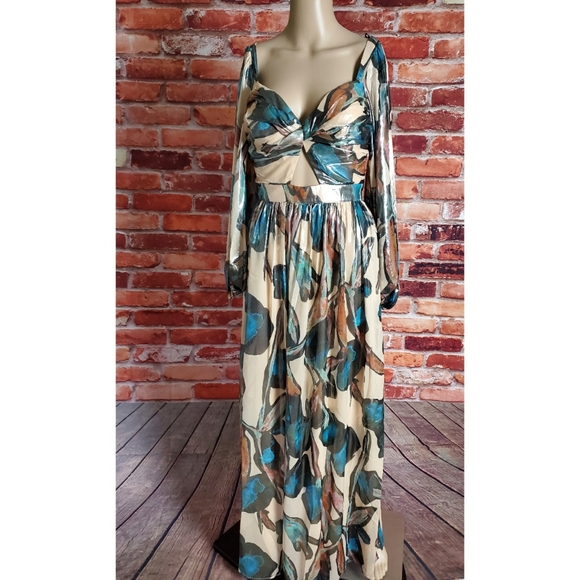 Bebe Print Lamé Twist Front Dress Gown 6 NWT - Picture 2 of 3